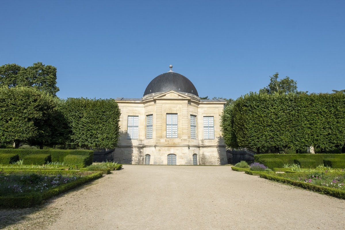 Le pavillon aurore, Le château du Parc de Sceaux