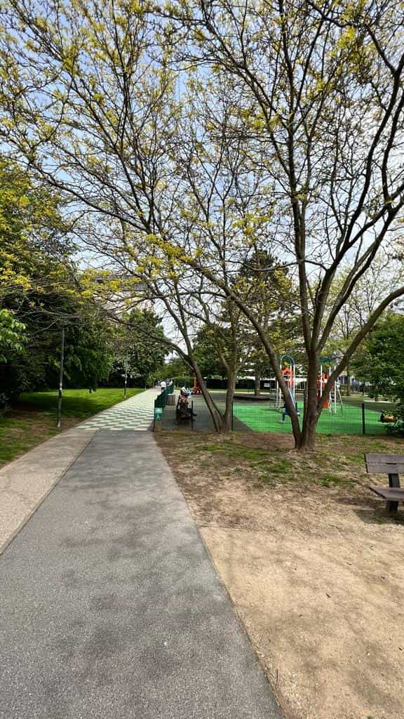 Aire de jeux à Châtillon