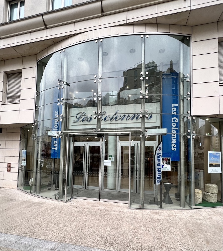 Les colonnes, salle multimodale de 645m²