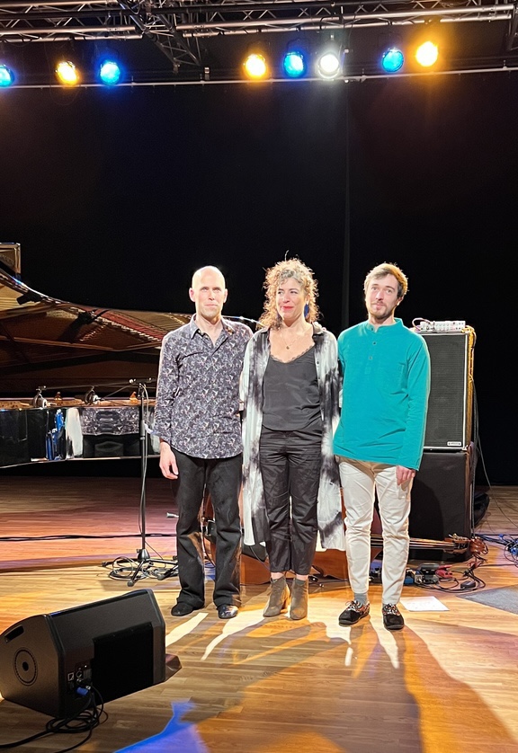 Salut à la fin du spectacle