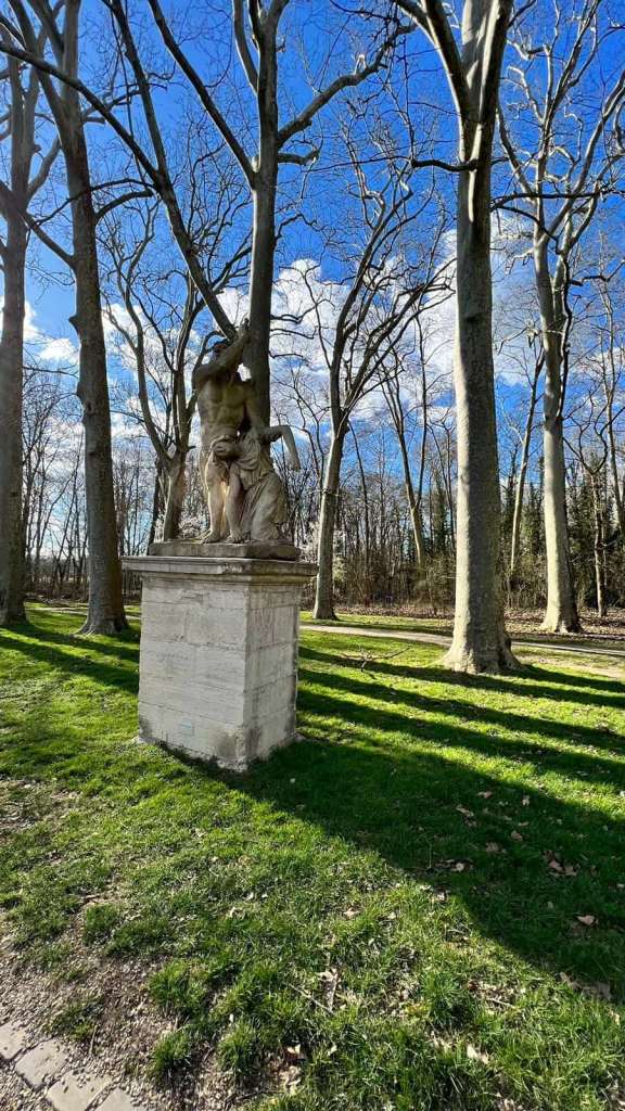 Une autre statue du parc
