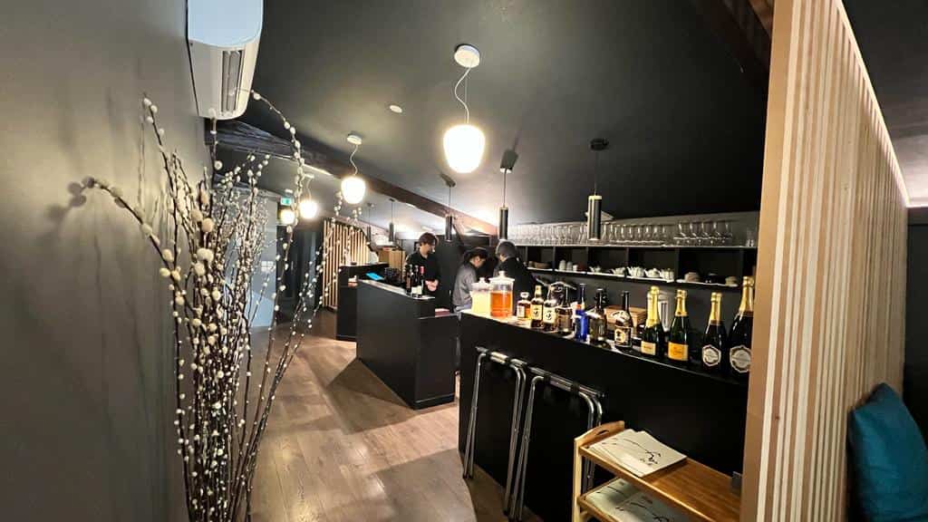 Le bar du 1er étage