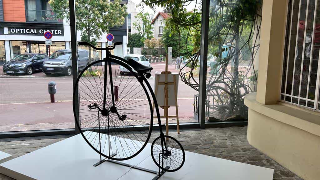 Le "Grand Bi" (1880 - 12 kg)