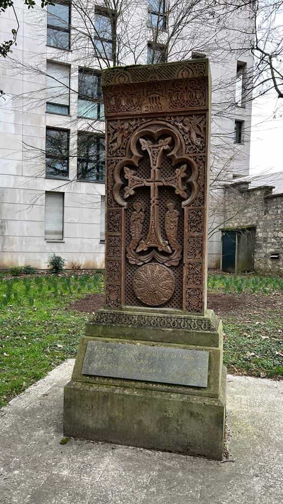 Khatchkar, croix de pierre