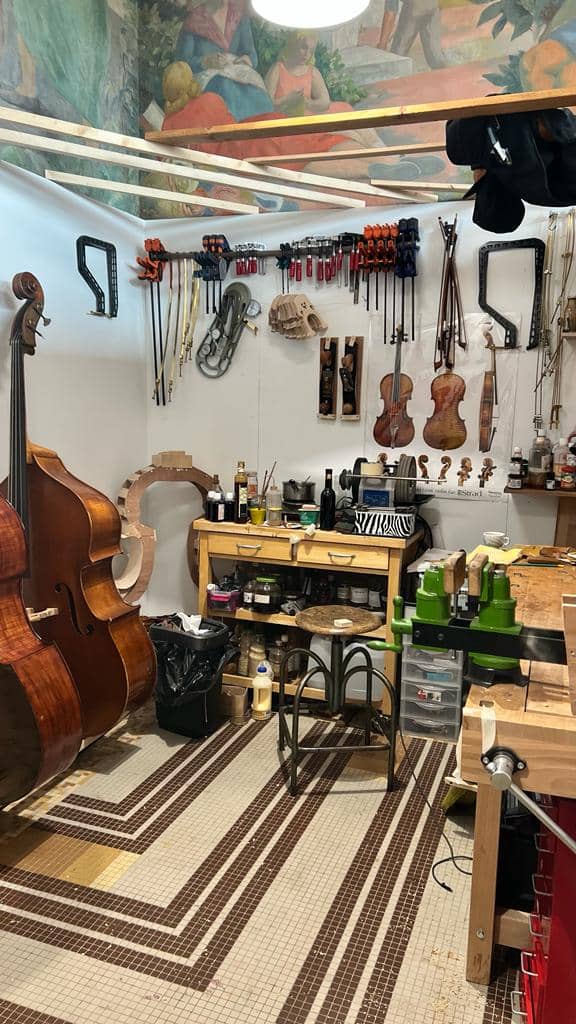 Box de l'un des artisans résidents à La Tréso Malakoff