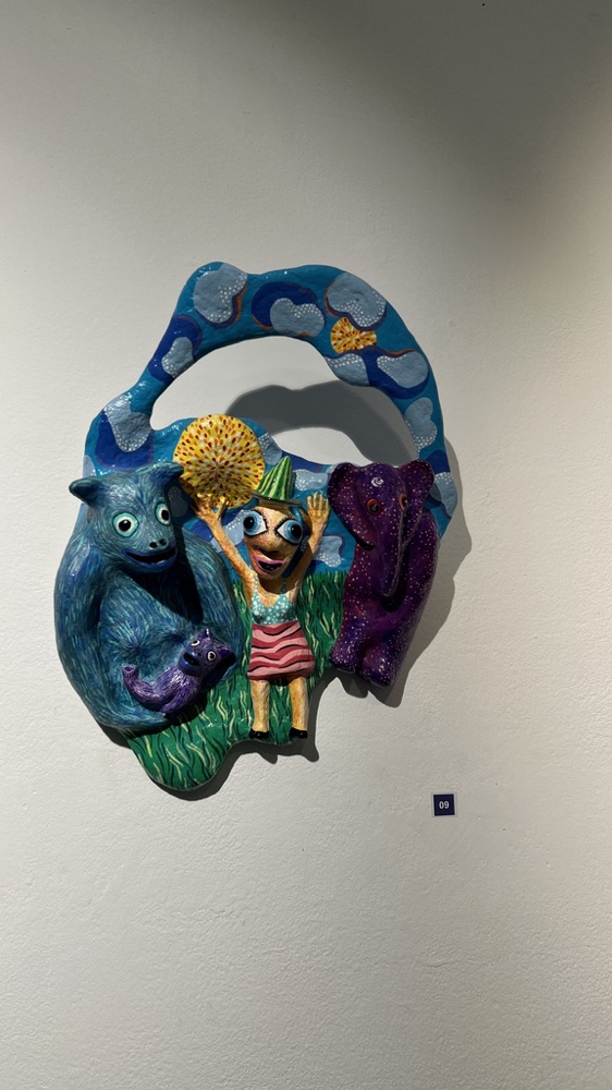 Œuvre en papier maché de Wabé