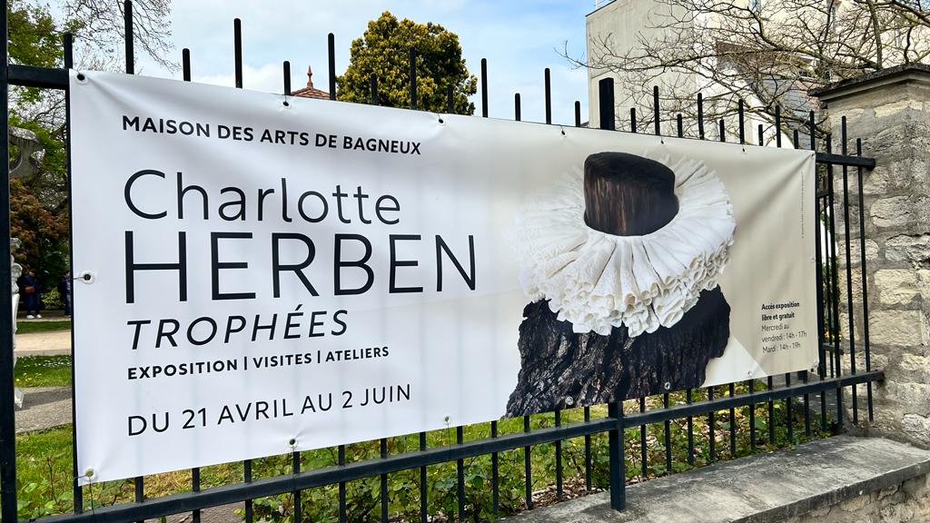 Bâche de l'exposition