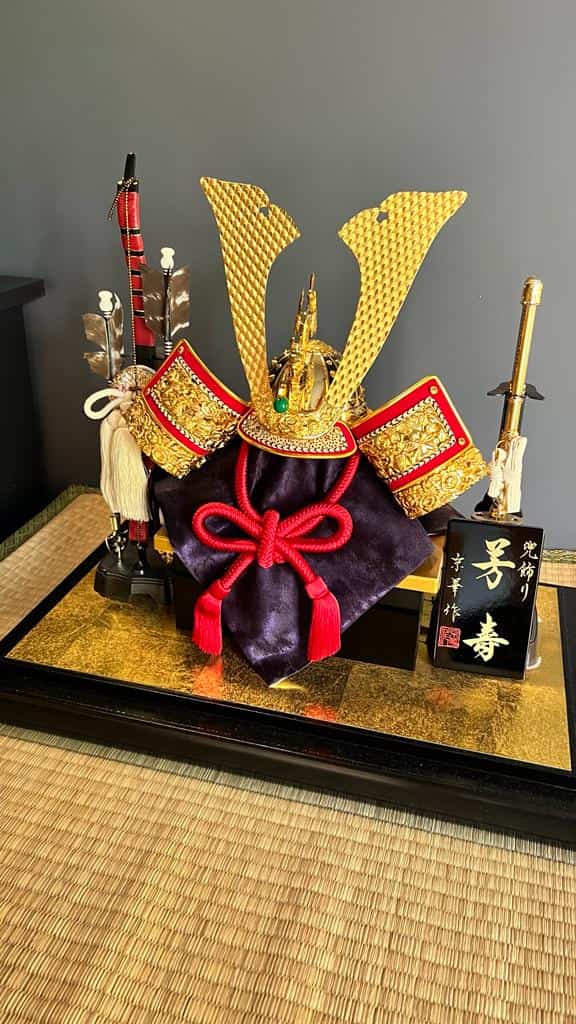 L'armure fêtant la naissance des petits garçons