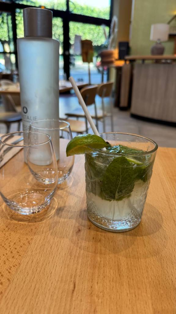 Virjin Mojito servi au Biostrot, Sceaux